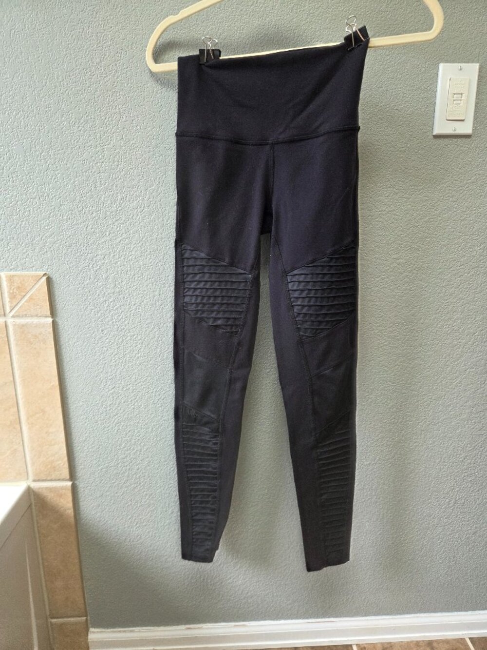 Alo Moto Legging - Black - Small